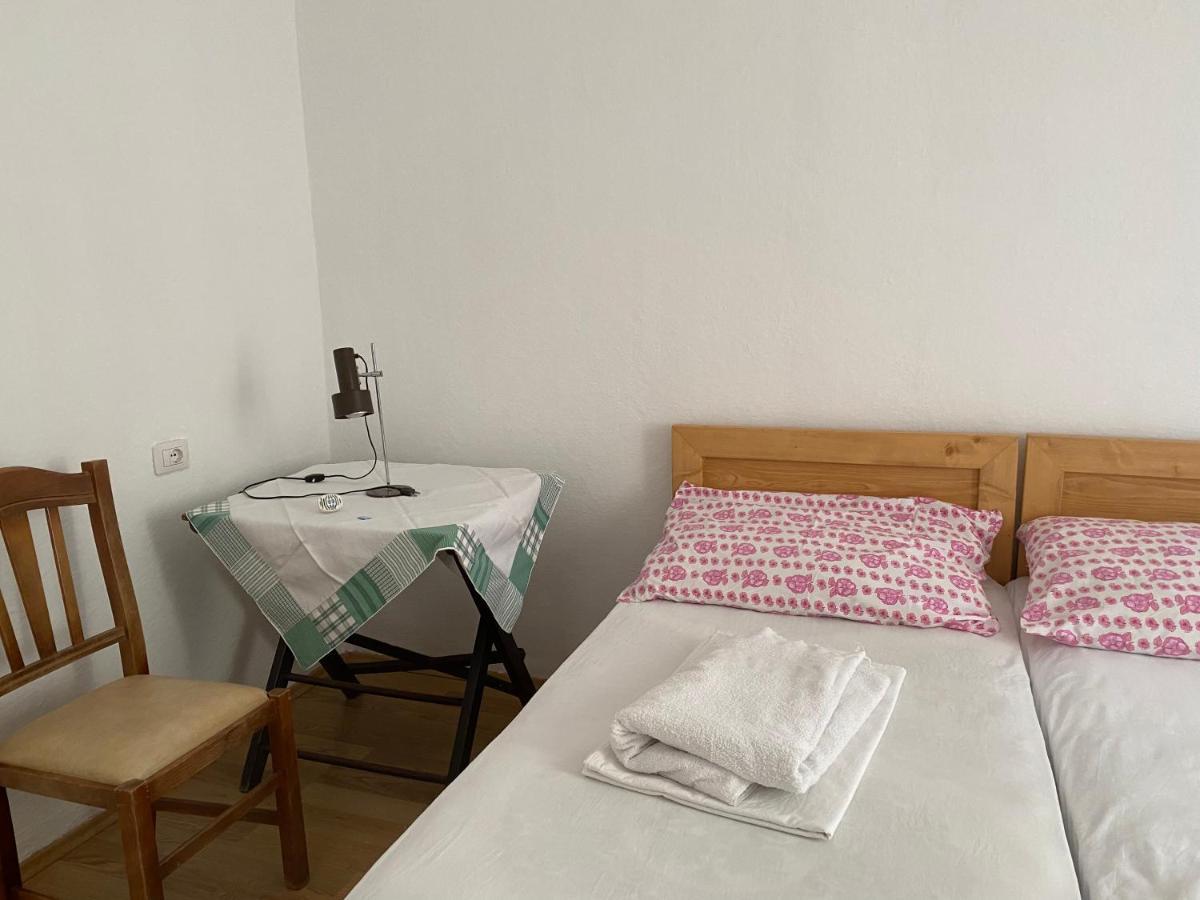 Rupa Guest House Camping Szkodra Zewnętrze zdjęcie
