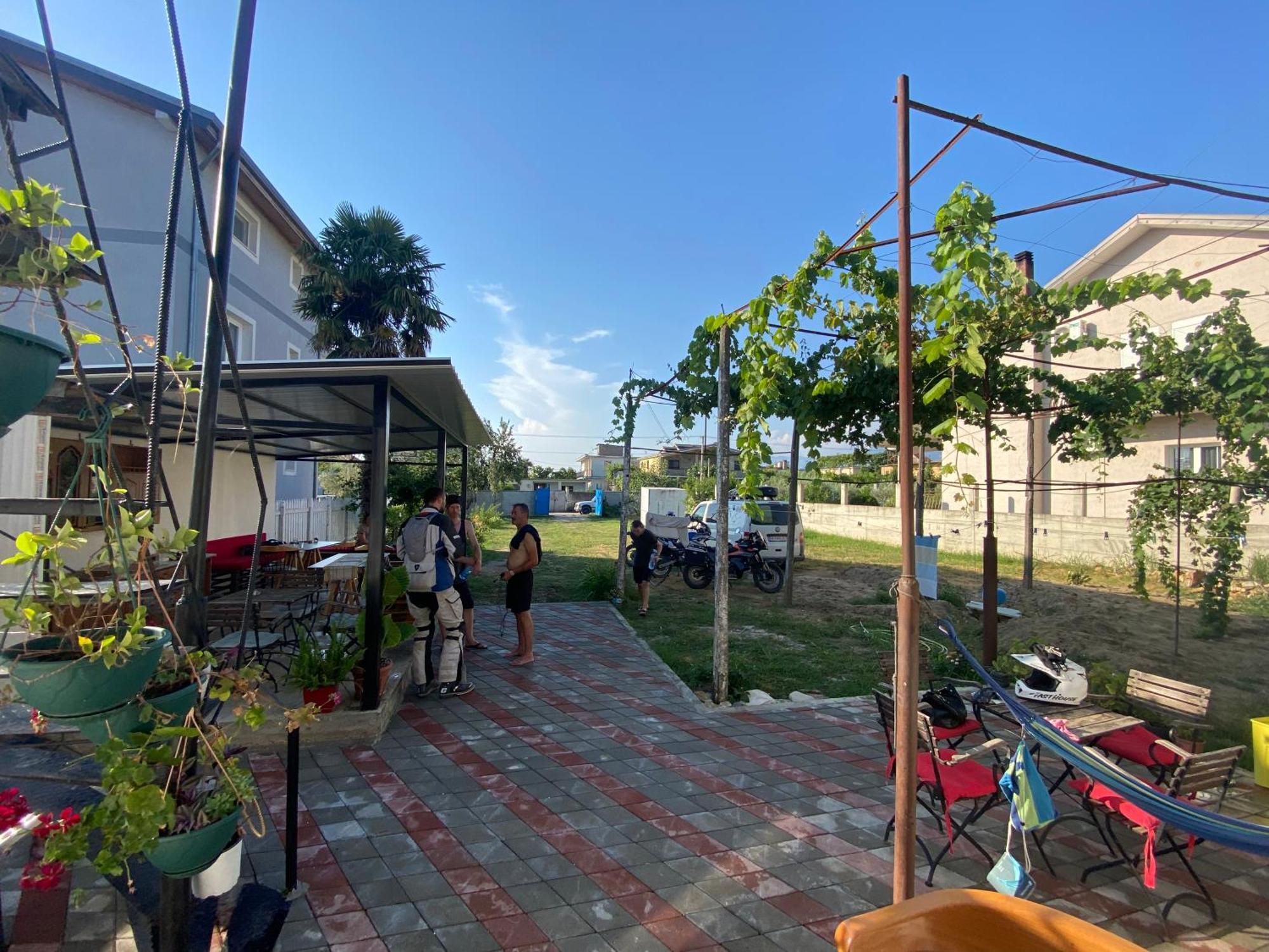 Rupa Guest House Camping Szkodra Zewnętrze zdjęcie